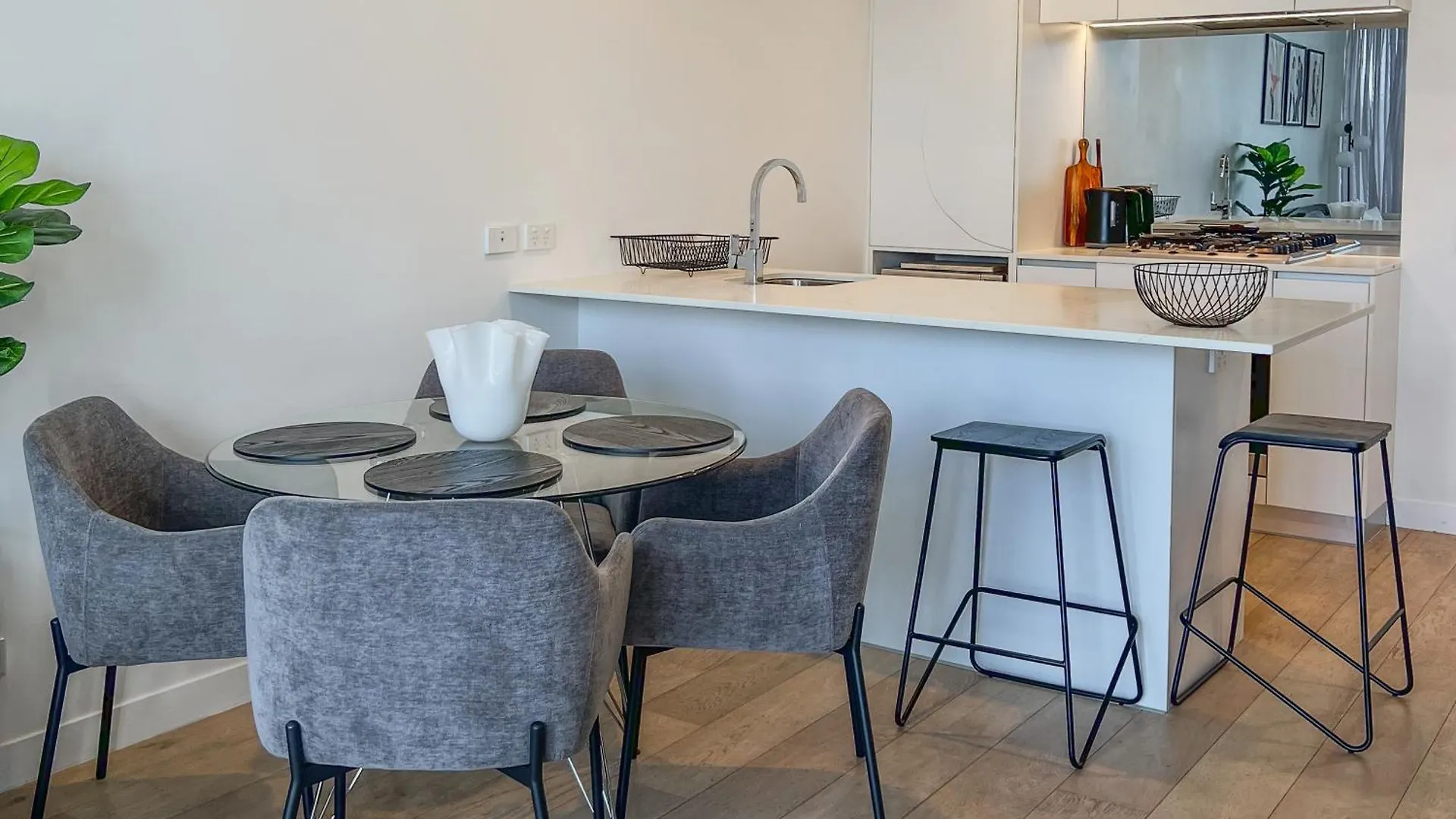 Spacious 2Bed 2Bath Apartment With City Views Brisbane 0*,  Australia