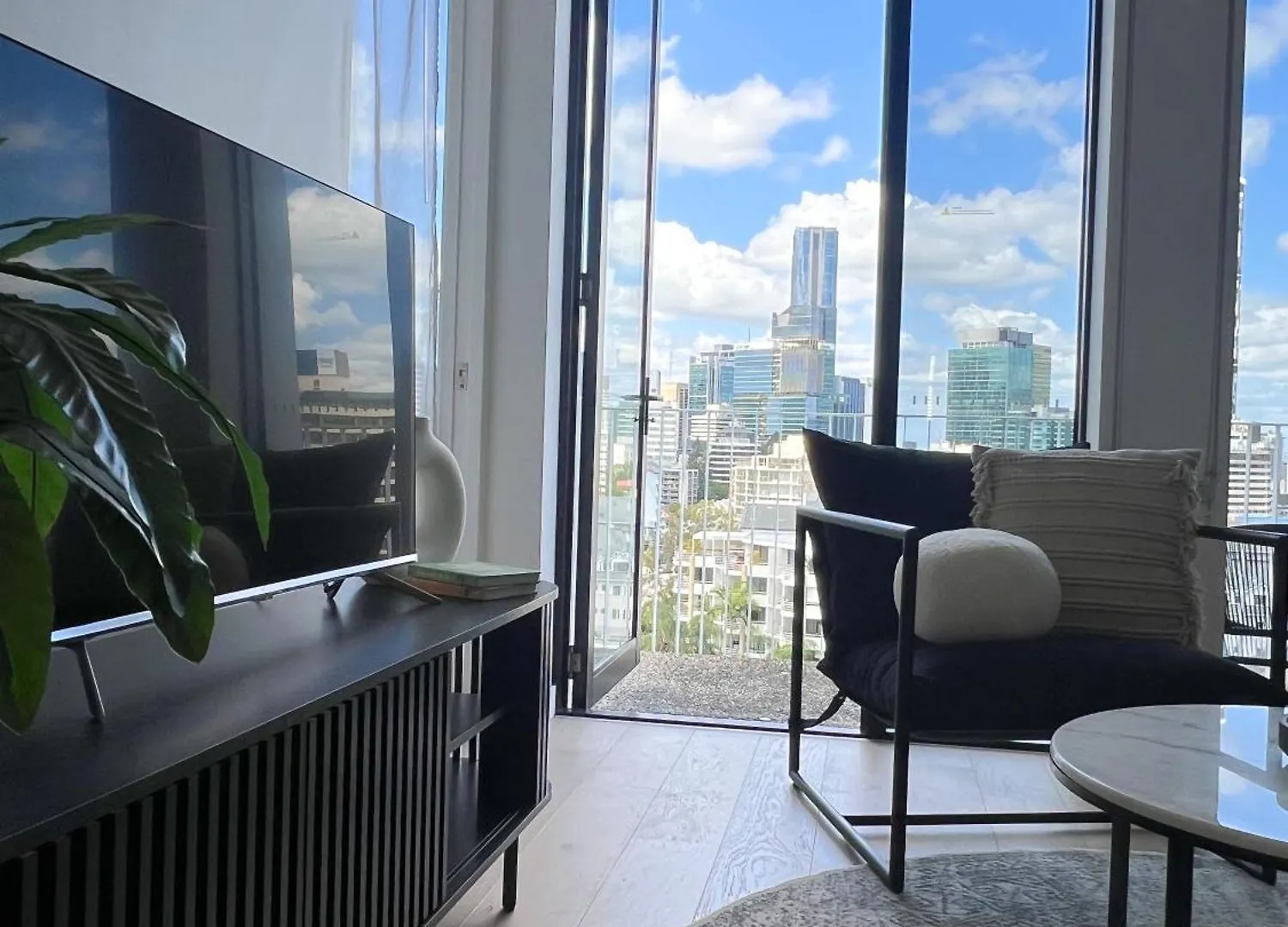 Spacious 2Bed 2Bath Apartment With City Views بريزبين أستراليا