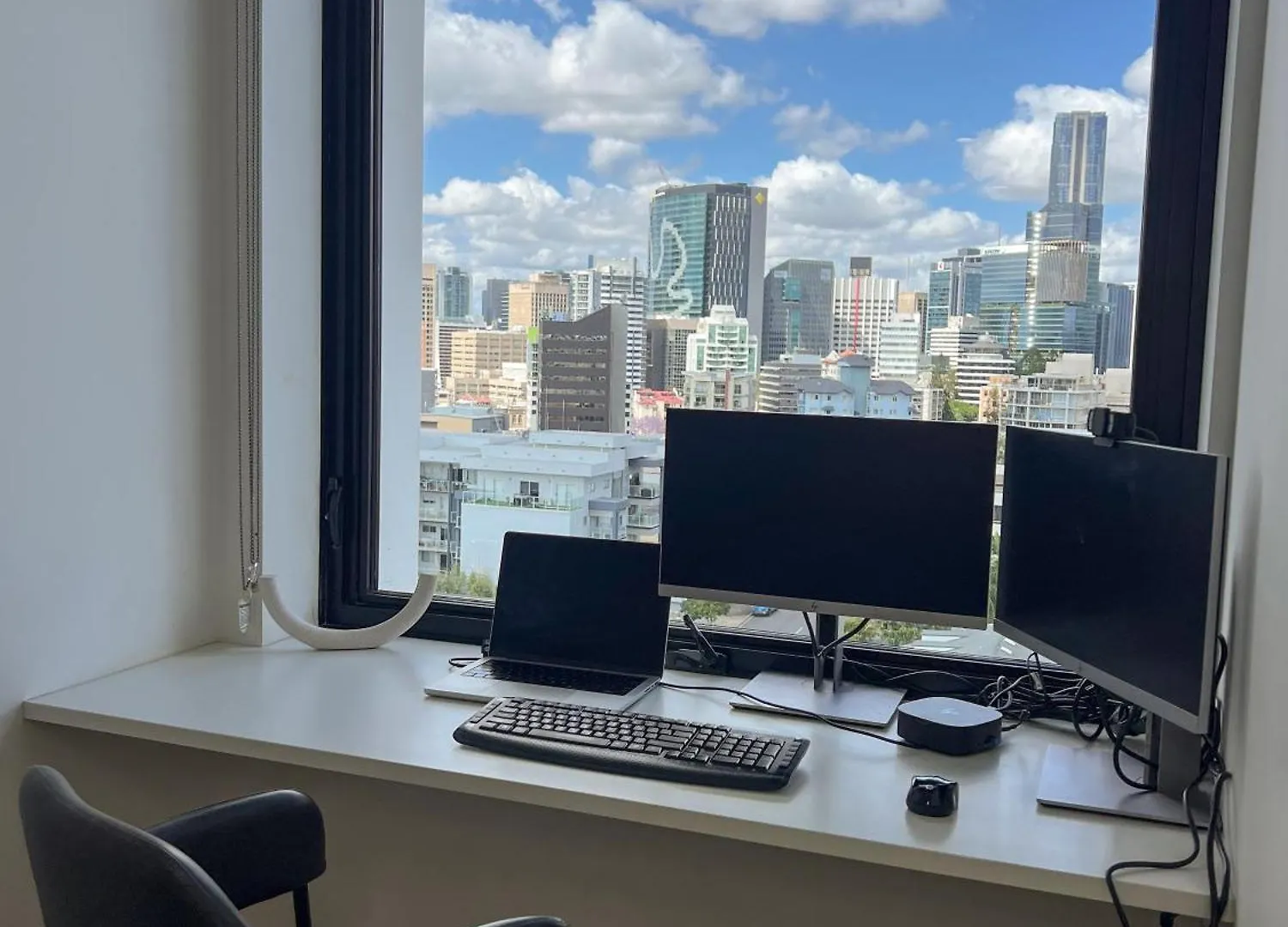 Spacious 2Bed 2Bath Apartment With City Views بريزبين