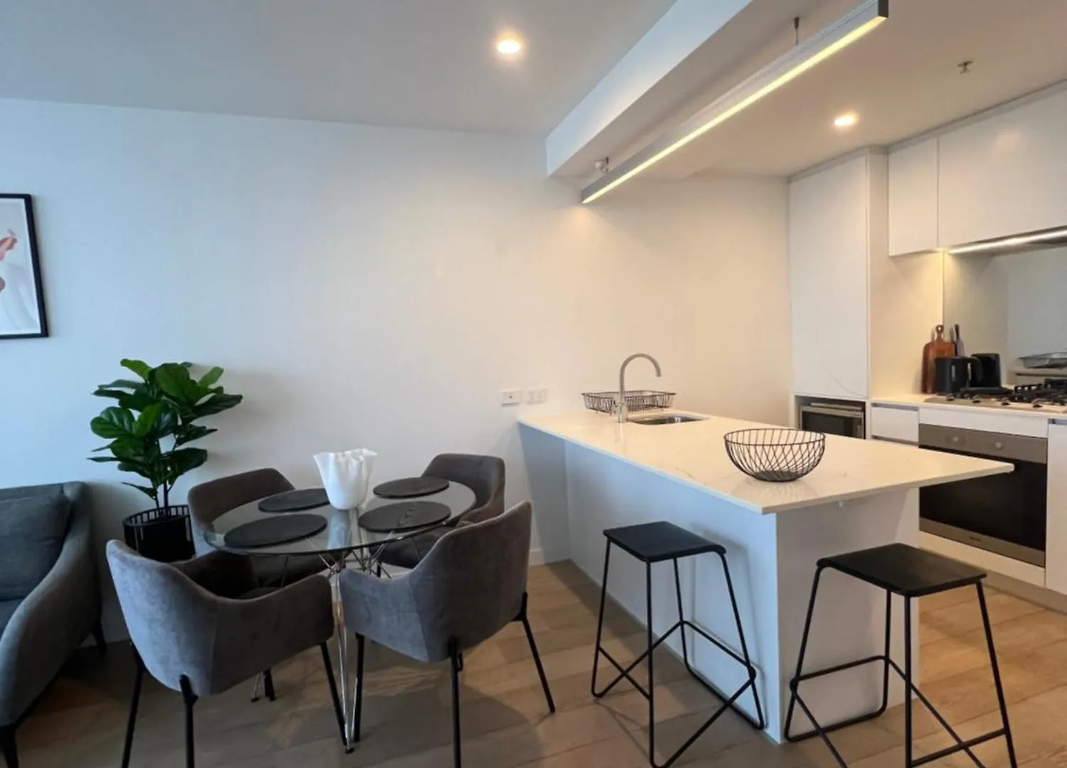 Spacious 2Bed 2Bath Apartment With City Views بريزبين