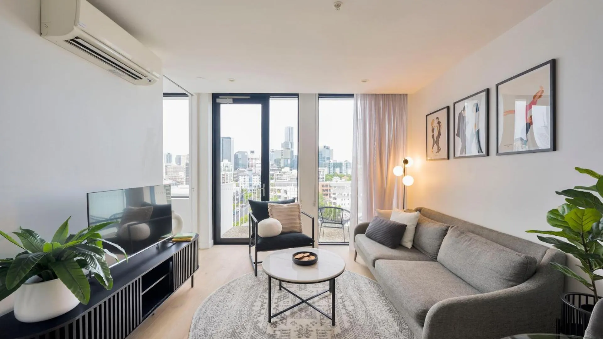 Spacious 2Bed 2Bath Apartment With City Views بريزبين 0*,