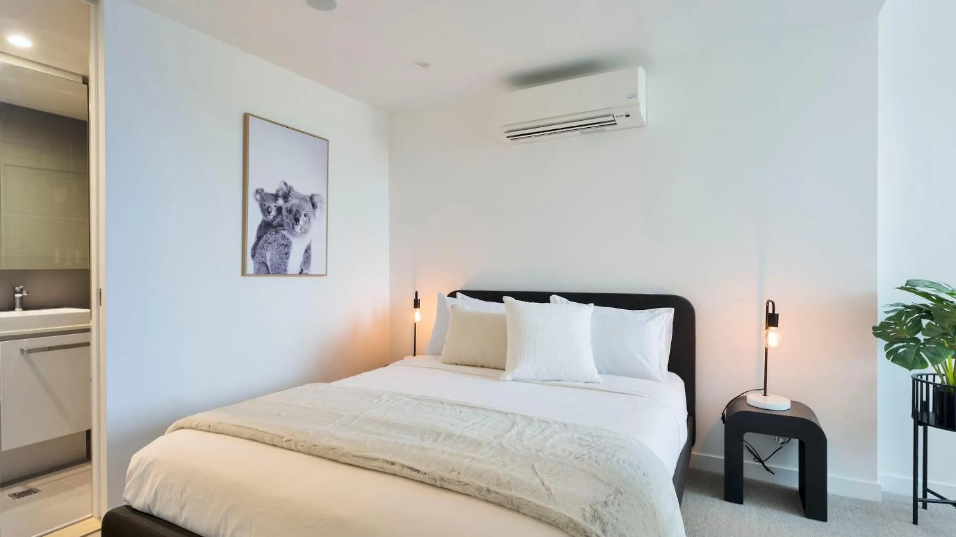 Spacious 2Bed 2Bath Apartment With City Views بريزبين