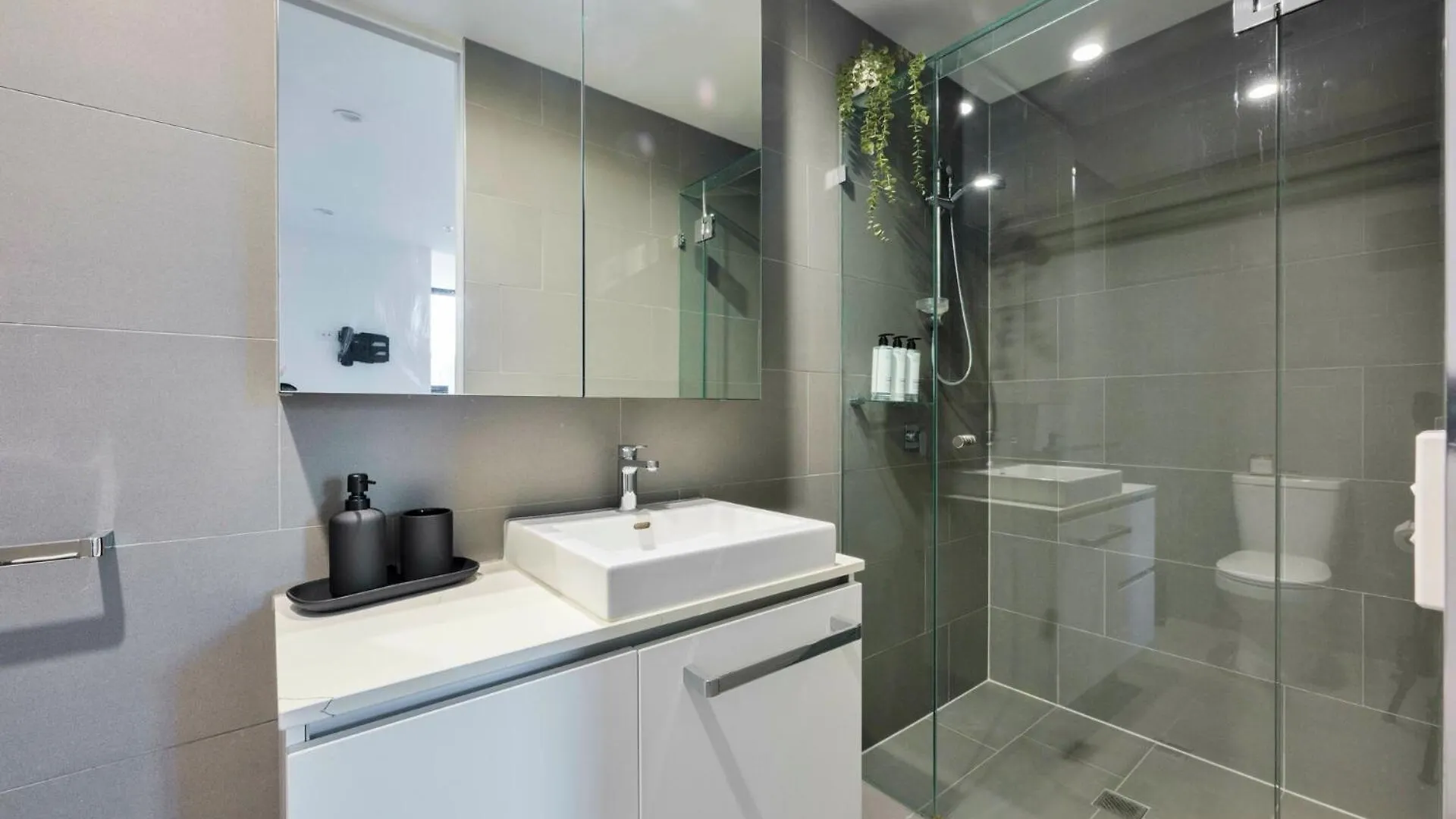 Spacious 2Bed 2Bath Apartment With City Views Brisbane Australië